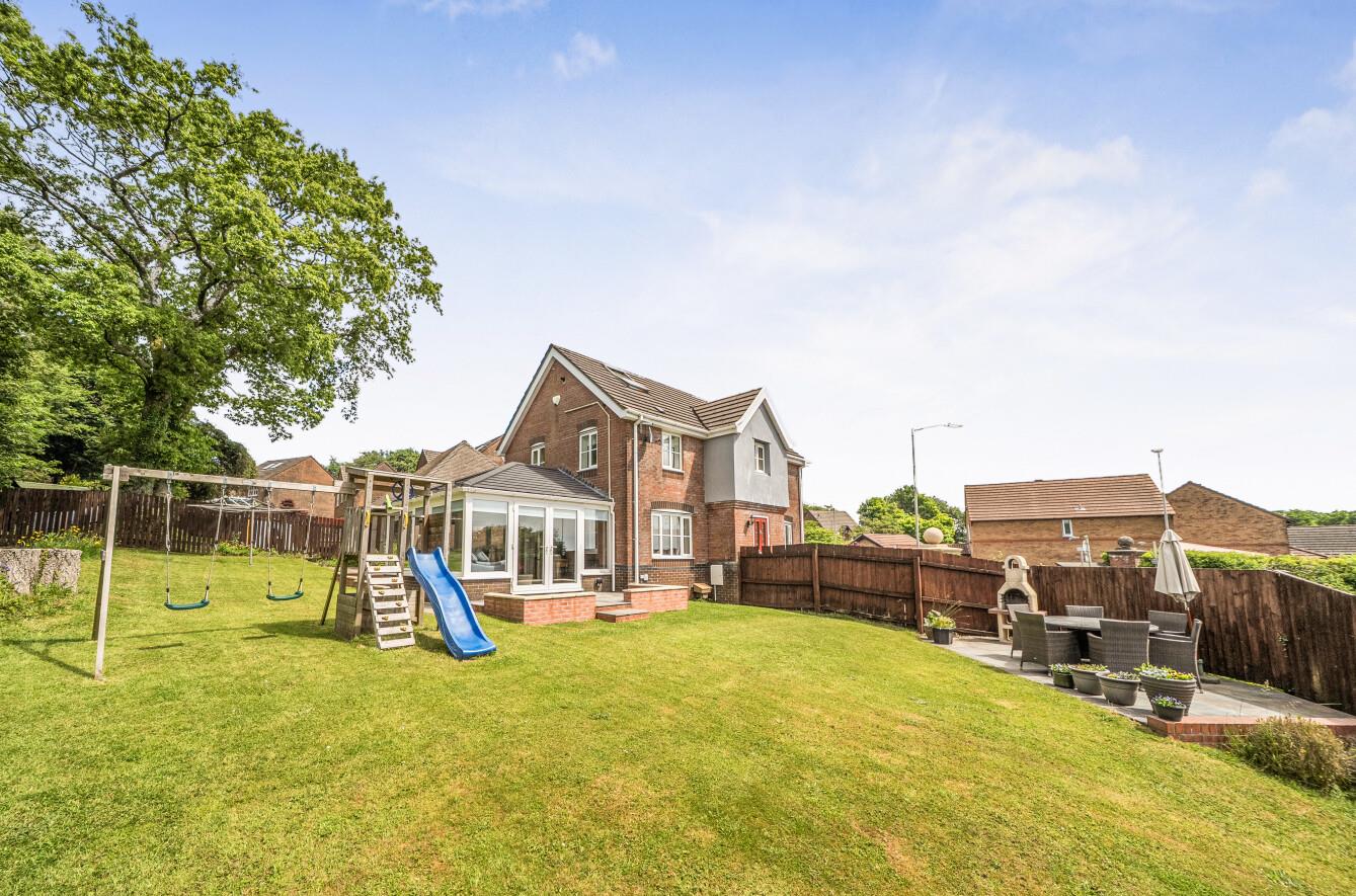 Ffordd Taliesin, Killay, Swansea, SA2 7DF